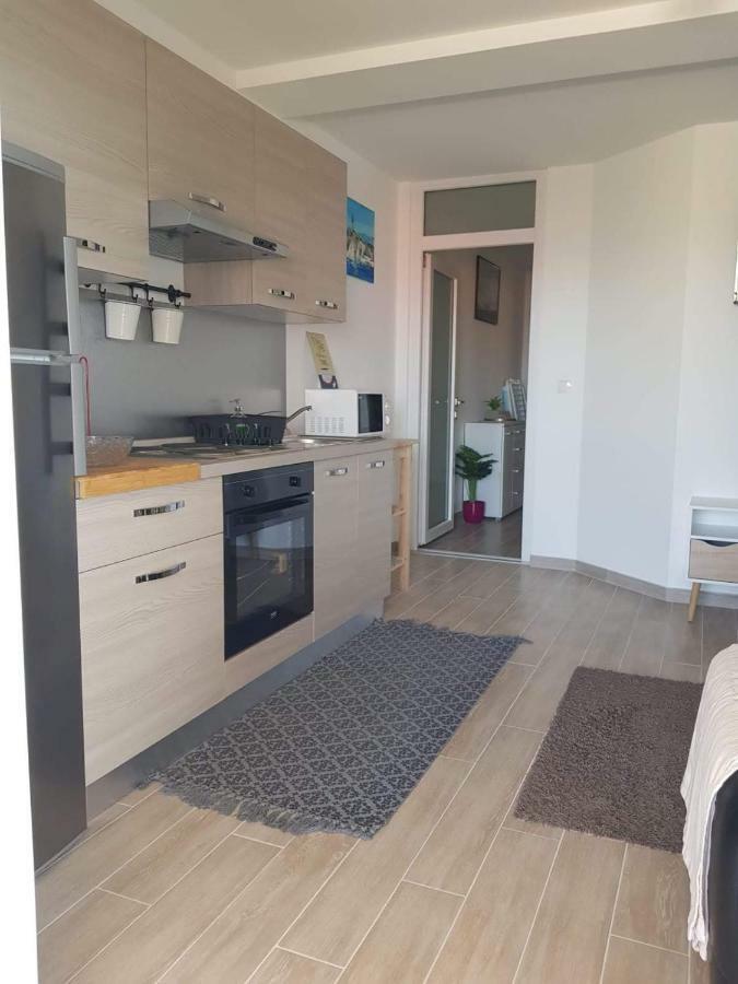 Ferienwohnung Steffano Karlobag Exterior foto